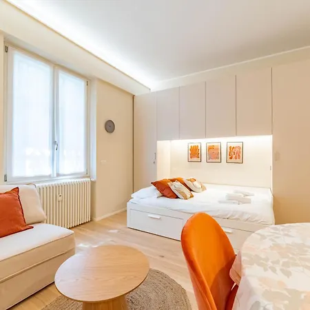 Apartment 5' From Corso Sempione Elegant Milan